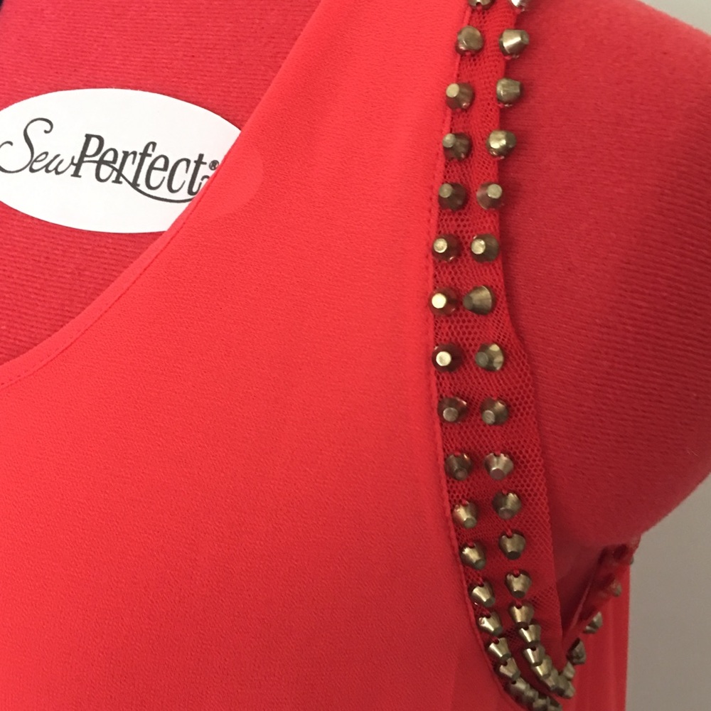 Red Studded Tank - Picture 5 of 7